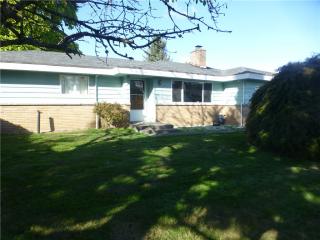 10866 218th St, Kent, WA 98031-2128