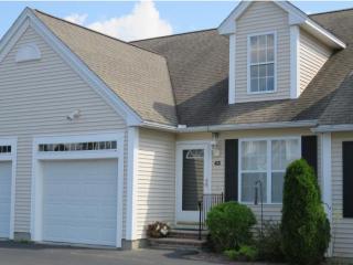 43 Pleasant St, Windham, NH 03087-1775