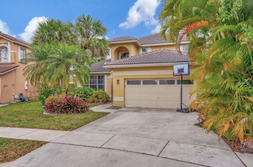 1140 184th Pl, Hollywood, FL 33029-3636