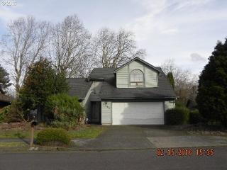 3346 158 Ave, Portland OR  97230-8323 exterior