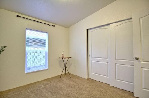 39 Clipper Ln, Modesto CA  95356-1711 exterior