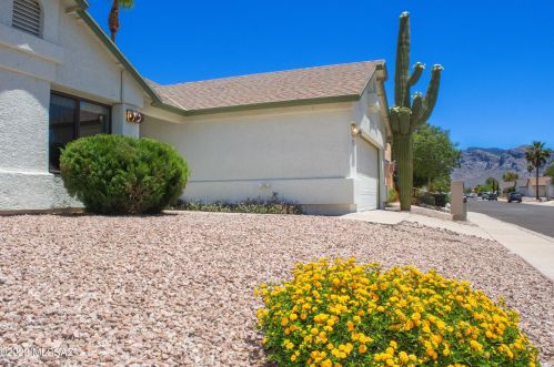 2752 Camino Ebano, Tucson, AZ 85742-9240
