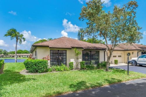 4851 Equestrian Rd, Boynton Beach, FL 33436-4368