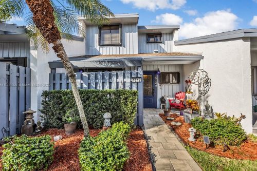 1512 15th Ter, Hollywood, FL 33020-3247