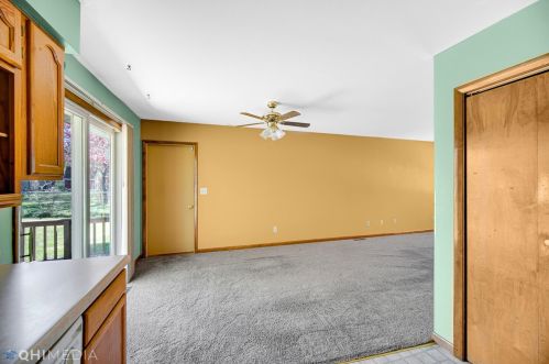 2302 Shaker Dr, Valpo IN  46383-3249 exterior