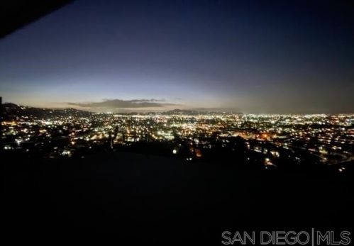 1110 Monterey Dr, El Cajon CA  92020-6718 exterior