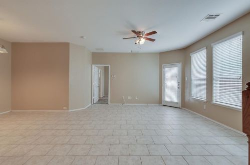 1419 Ravenwood Dr, Midlothian TX  76063-6062 exterior