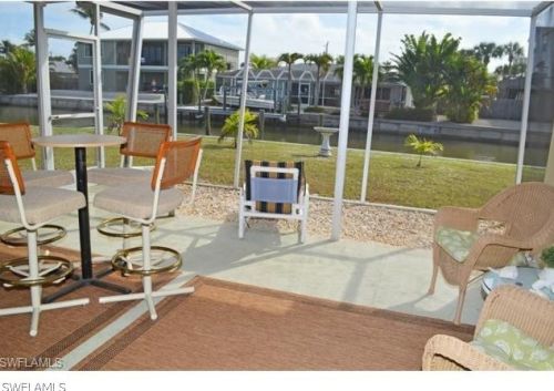 360 Washington Ct, Fort Myers Beach, FL 33931-3736