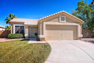 97 Monterey St, Gilbert, AZ 85233-5827