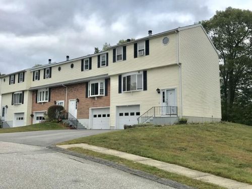 21 Plantation Rd, Oxford, MA 01540-1255