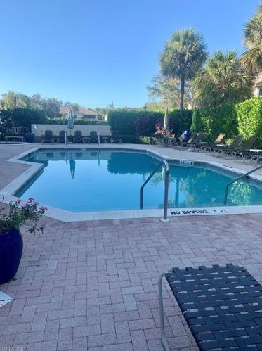 7762 Gardner Dr, Naples FL  34109-0624 exterior