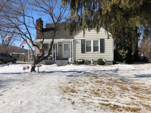 657 Wyndamere Rd, Alpine, PA 17339-9524