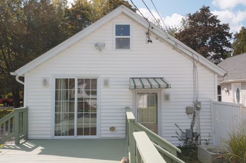 733 Rogers Ct, Lake Geneva WI  53147-1229 exterior