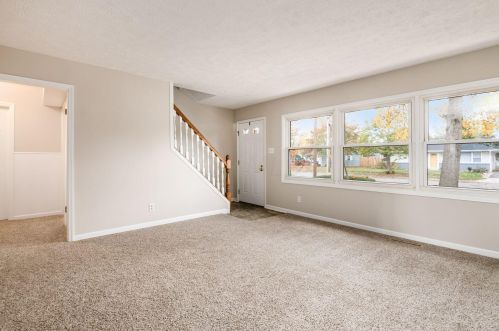 2967 Irwin Ave, Darbydale OH  43123-2309 exterior