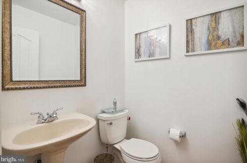 4401 Burkes Promise Dr, Bowie MD  20720-4698 exterior
