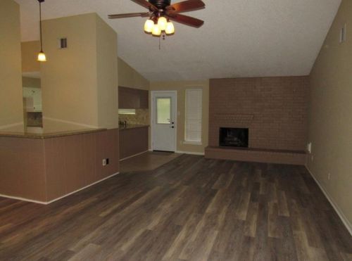 17503 Favor Bend Ct, Humble, TX 77396-1655