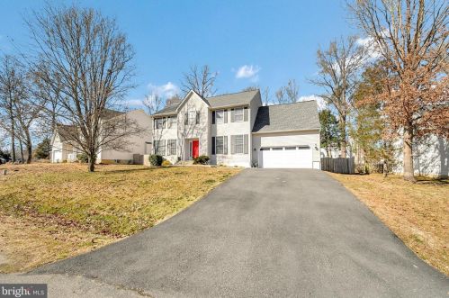 6513 Willow Pond Dr, Fredericksburg, VA 22407-8411