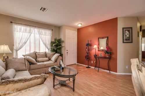 11552 Cottonwood Ln, Avondale, AZ 85392-4253