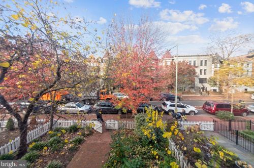 1768 T St, Washington, DC 20009-7101
