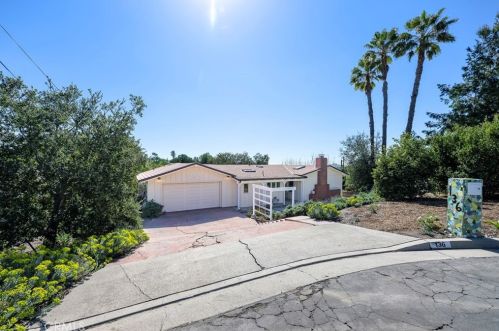 136 Avalon Dr, Fullerton, CA 92835-3534
