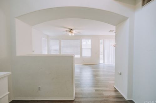 17755 Bently Manor Pl, Santa Clarita, CA 91387-3813
