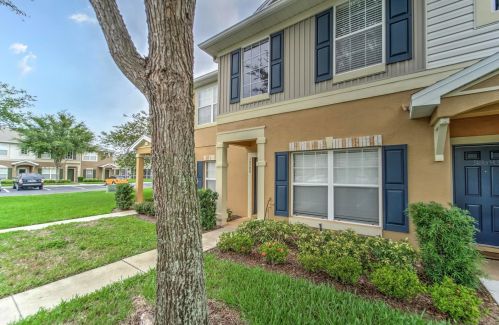 10704 Chesham Hill Ct, Riverview, FL 33579-7701