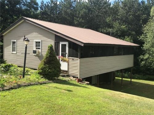 39 Edwards Rd, Harrisville, NY 13648-3239