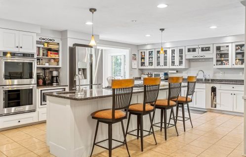 3 Century Dr, Raymond NH  03077-1544 exterior