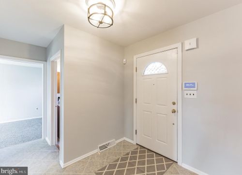 2626 Skylark Rd, Wilmington, DE 19808-1634