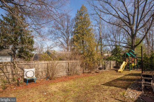 631 Edge Park Dr, Tavistock NJ  exterior