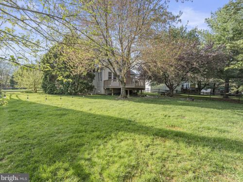 12825 Tournament Dr, Herndon VA  20191-5861 exterior