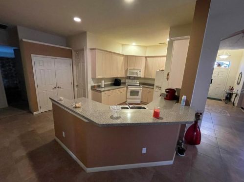 2816 Oconnell Dr, Kissimmee FL 34741-7755 exterior