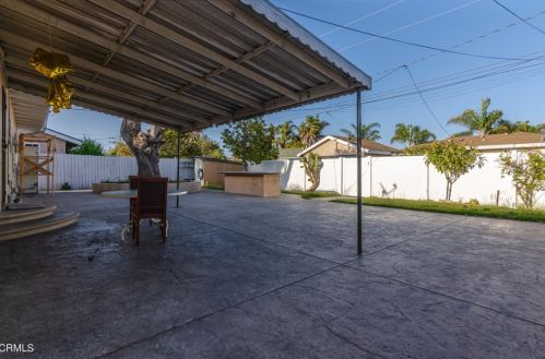 944 Saratoga St, Oxnard CA  93035-1543 exterior