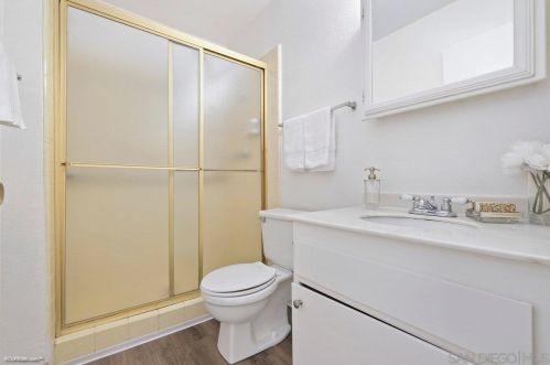 8211 Elston Pl, San Diego CA 92126-2213 exterior