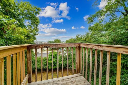 1822 Clarion Ave, Cincinnati OH  45207-1204 exterior