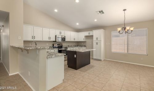 4231 Sundance Ave, Gilbert AZ 85297-6623 exterior