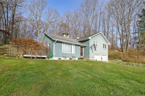 614 Ludingtonville Rd, Whaley Lake, NY 12531-4618