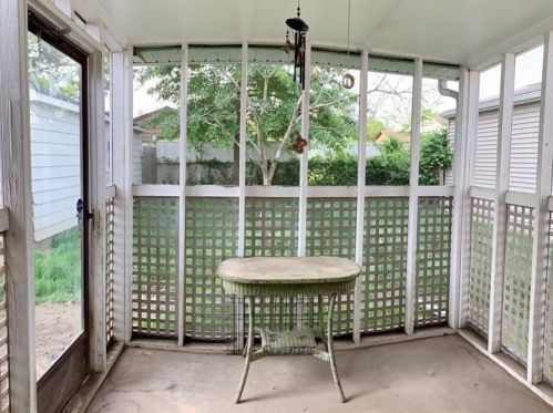 1080 March St, Hermitage PA  16146-2867 exterior