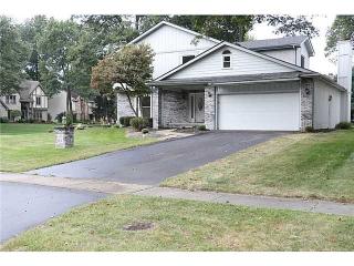 2451 Wembley Ter, Toledo, OH 43617-2249