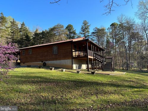 6319 Page Valley Rd, Richmond National Battlefiel VA  22835-7612 exterior