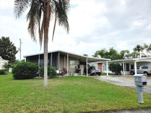 106 Colonial Blvd, Palm Harbor, FL 34684-1301