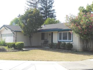 1195 San Miguel St, Gilroy, CA 95020-5418