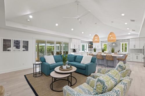 2311 Starfish Ln, Sanibel, FL 33957-6124