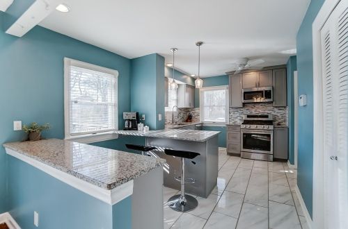 1603 Alcor Ter, Cincinnati OH 45230-2071 exterior