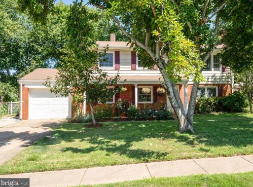 14716 Darbydale Ave, Woodbridge, VA 22193-1938