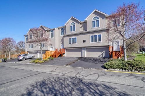 64 Leif Blvd, Congers, NY 10920-1312
