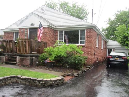 213 Wilmore Pl, Syracuse, NY 13208-2453