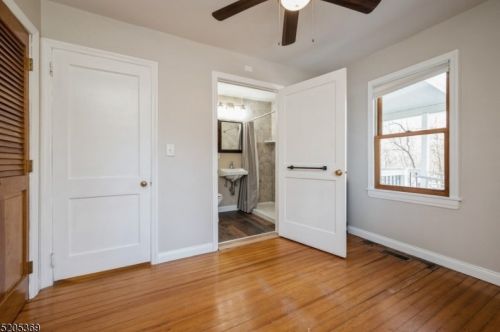 514 River Rd, Annandale NJ  08801-3440 exterior