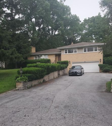 2240 Oak Ln, Gary, IN 46408-2448