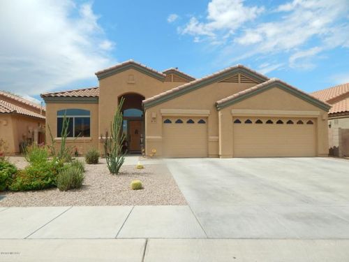 7121 Lone Flower Dr, Tucson, AZ 85743-5040
